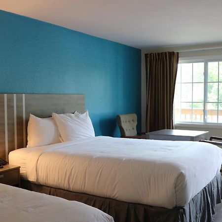Sunbird Cape Cod Resort West Yarmouth Buitenkant foto